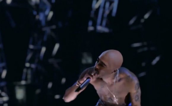 Tupac s hologram performs at