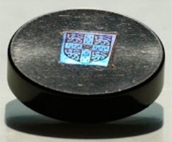 20140428lnj1-hologrambottlecap