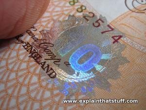 Banknote hologram on 10 pound UK note